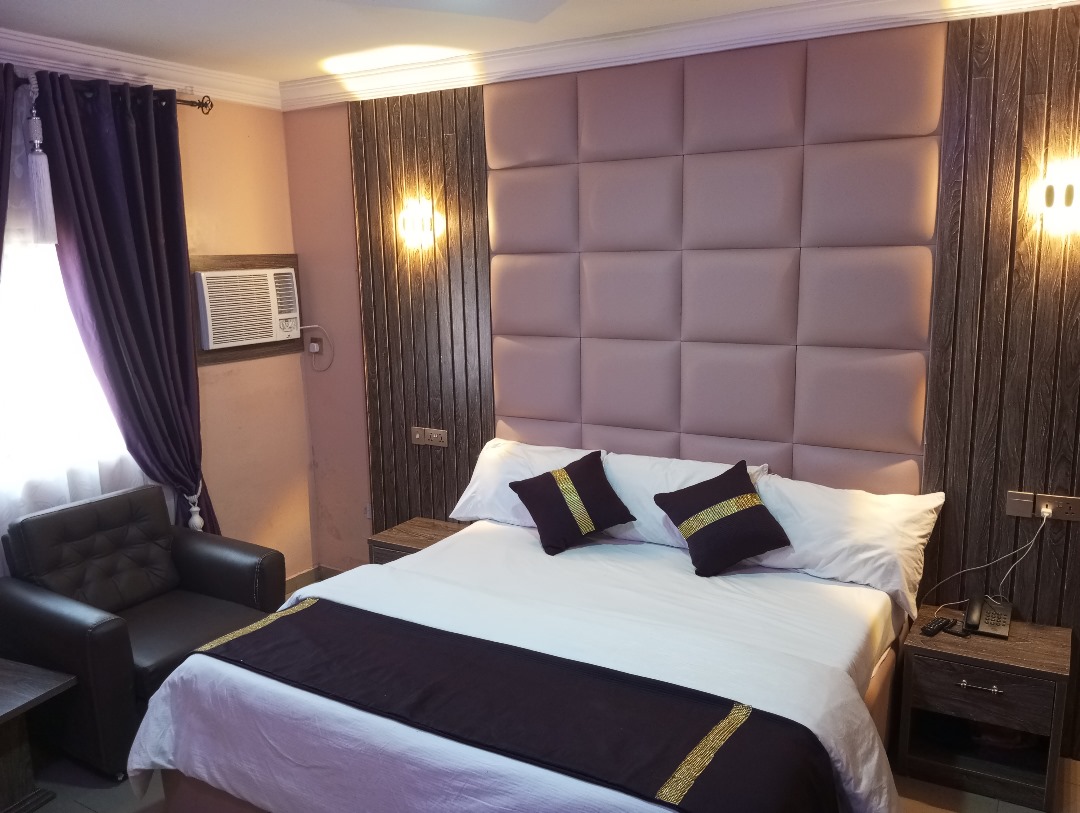 LuxuriousRoom